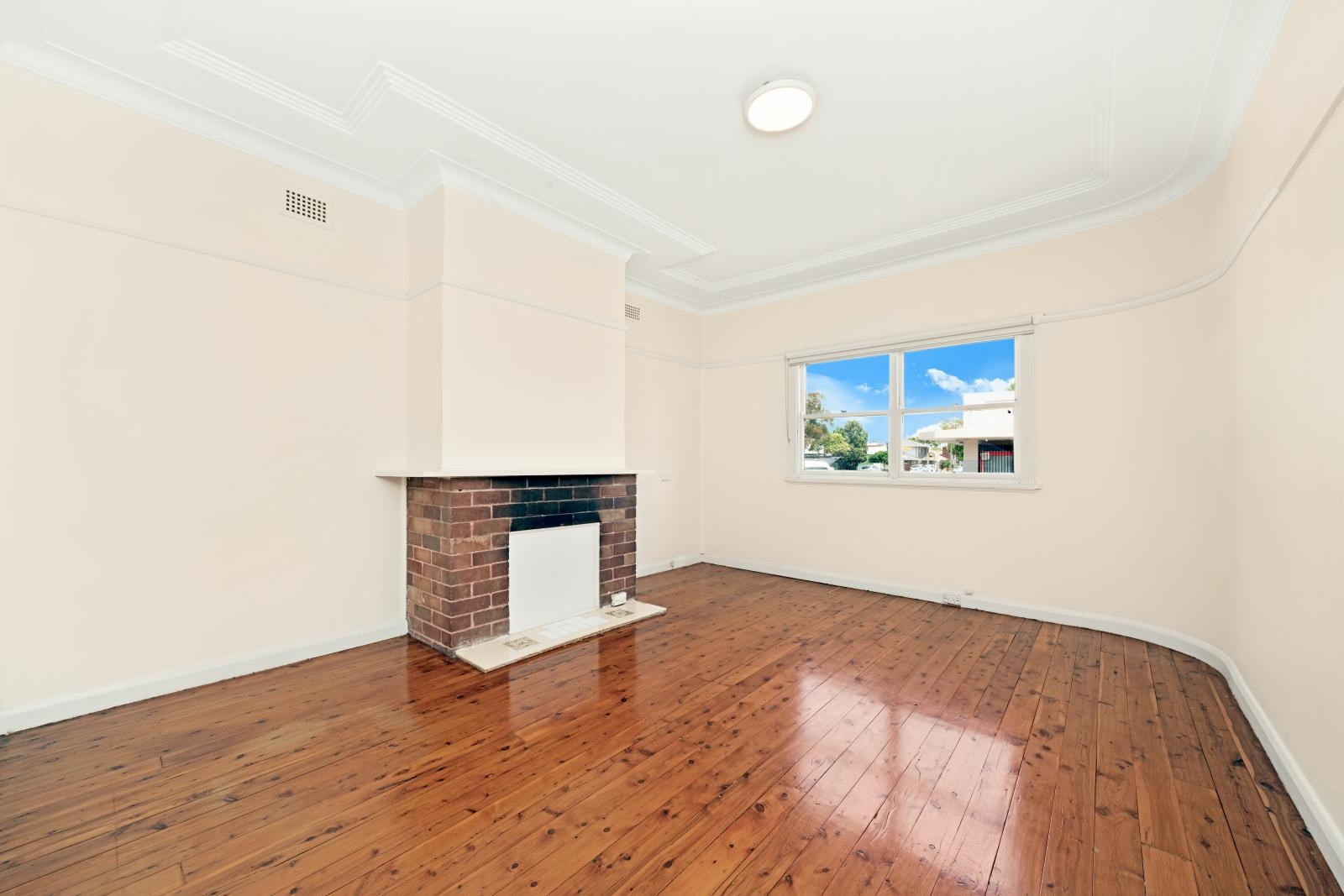 House Leased 19 Napoleon St, Sans Souci